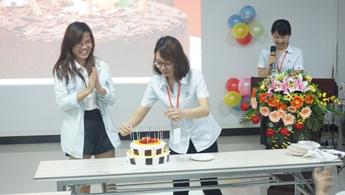富軒員工生日會，歡樂溫暖時光！