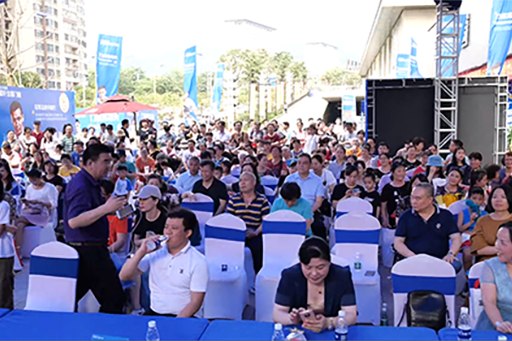 向上而行，服務不止|用匠心與品質鑄就榮光——探秘廣西柳州富軒全屋門窗 